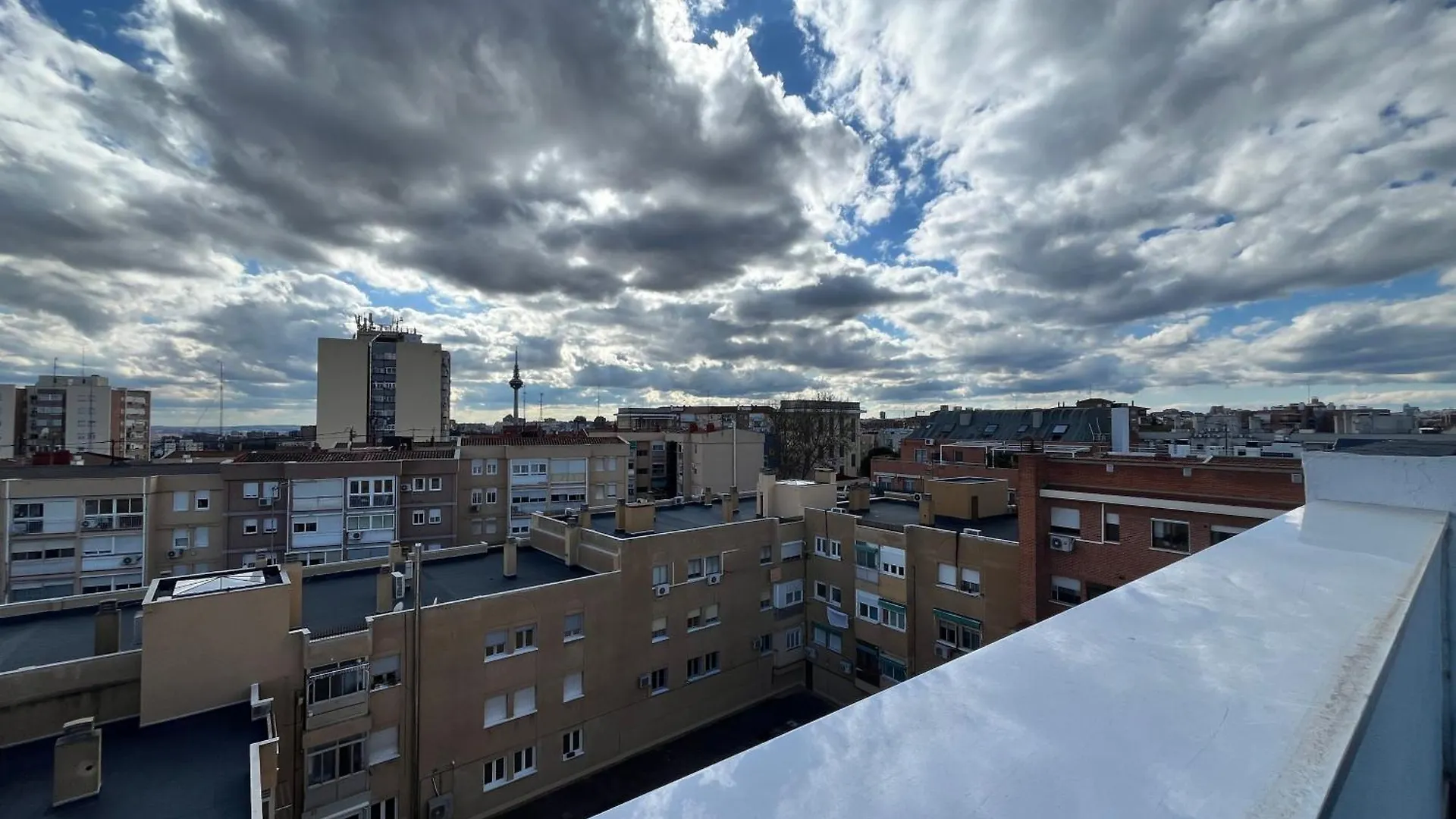 Terraza Andres Anton Temporal Apartment Madrid
