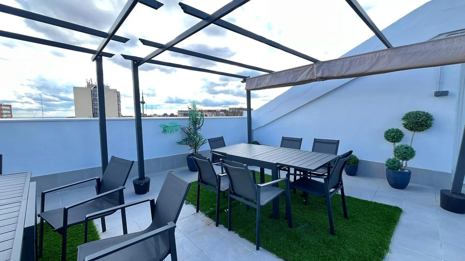 Terraza Andres Anton Temporal Apartment Madrid