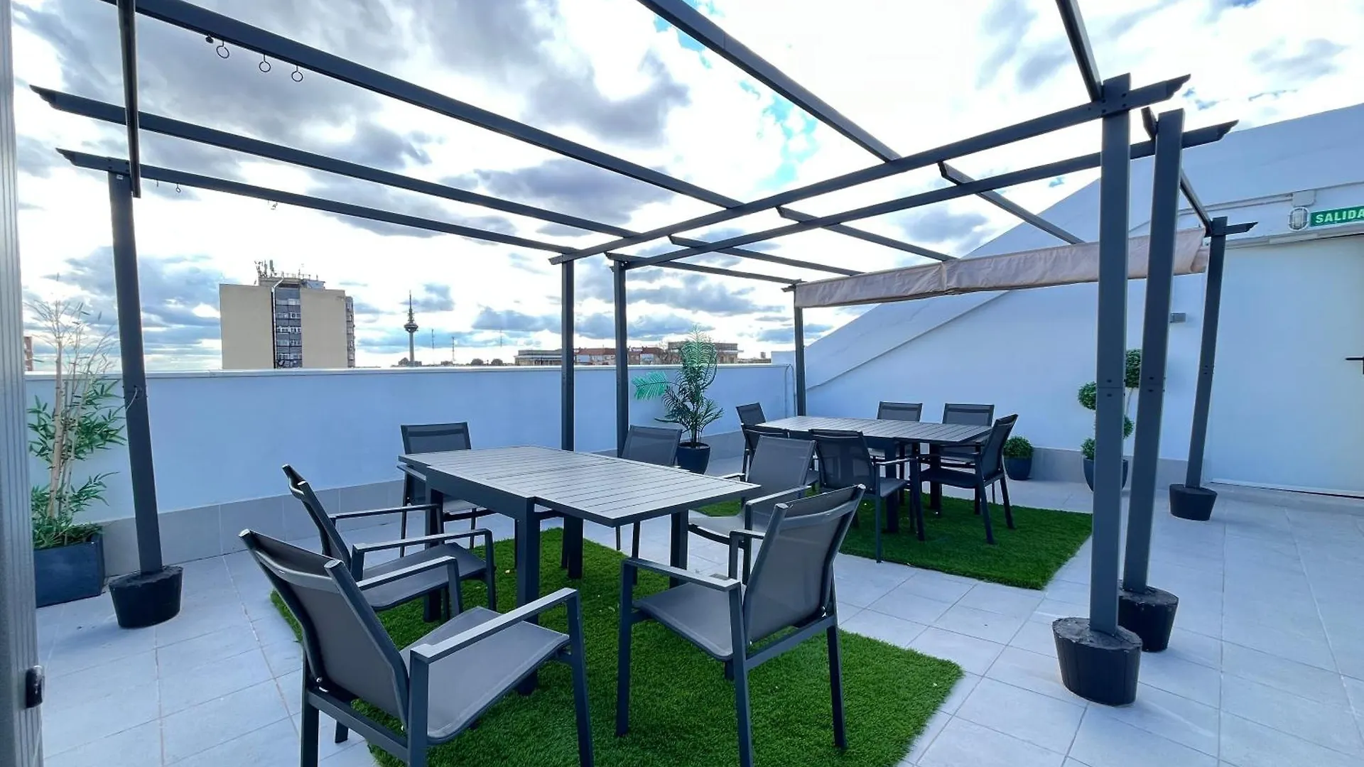 Terraza Andres Anton Temporal Apartment Madrid